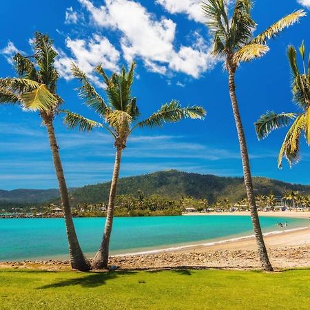 Airlie Sun & Sand Accommodation #2 Airlie Beach Exteriör bild