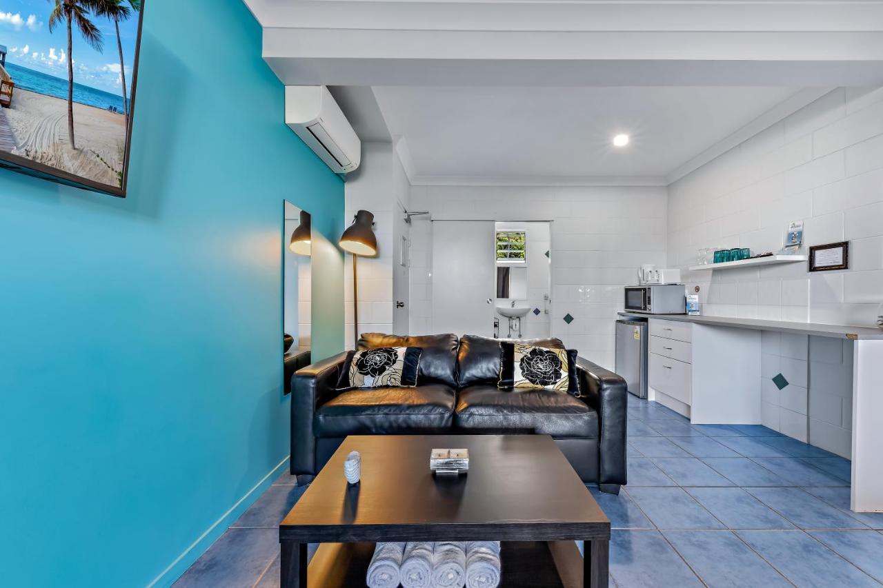Airlie Sun & Sand Accommodation #2 Airlie Beach Exteriör bild