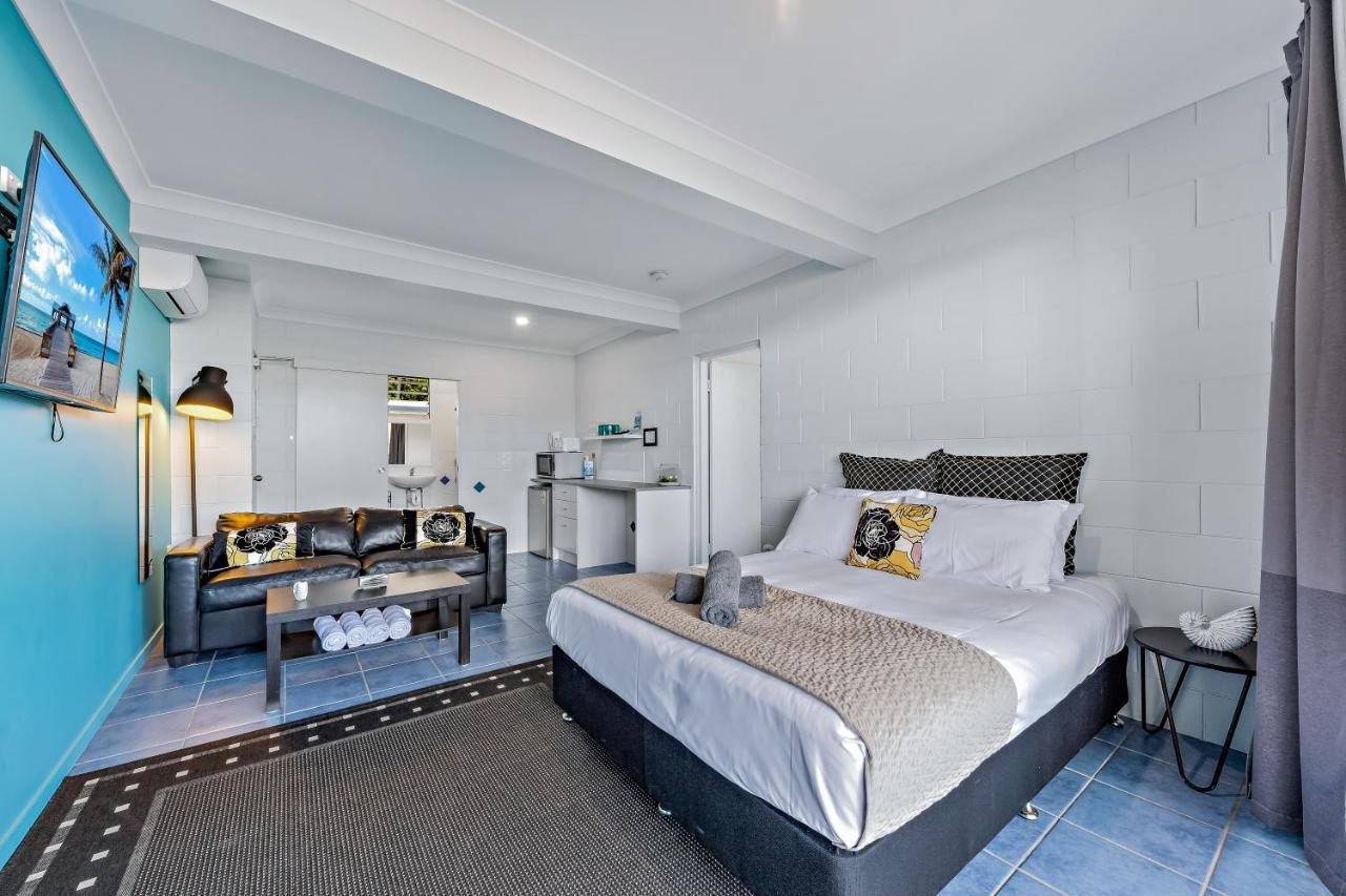 Airlie Sun & Sand Accommodation #2 Airlie Beach Exteriör bild