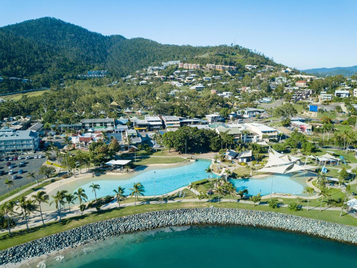 Airlie Sun & Sand Accommodation #2 Airlie Beach Exteriör bild